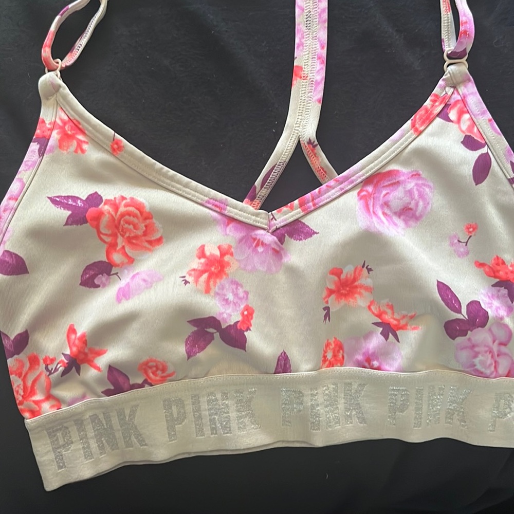 Sports bra